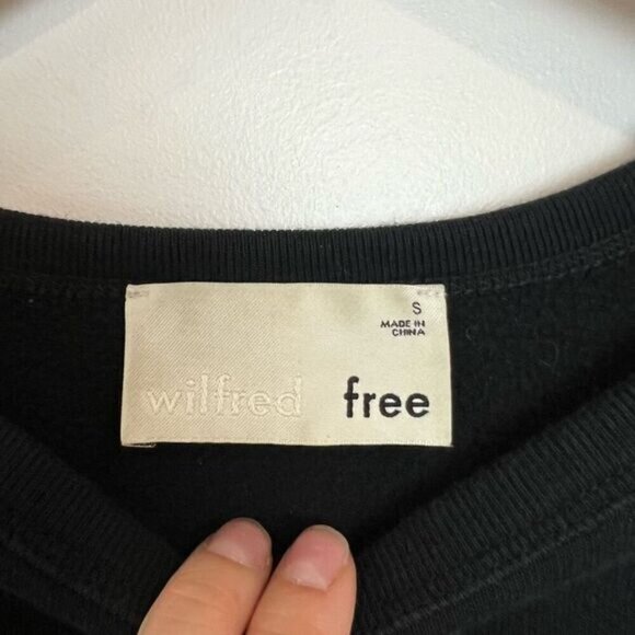 Aritzia Wilfred Free Women’s Small Black Floral Embroidered Pullover Sweater - Picture 12 of 14